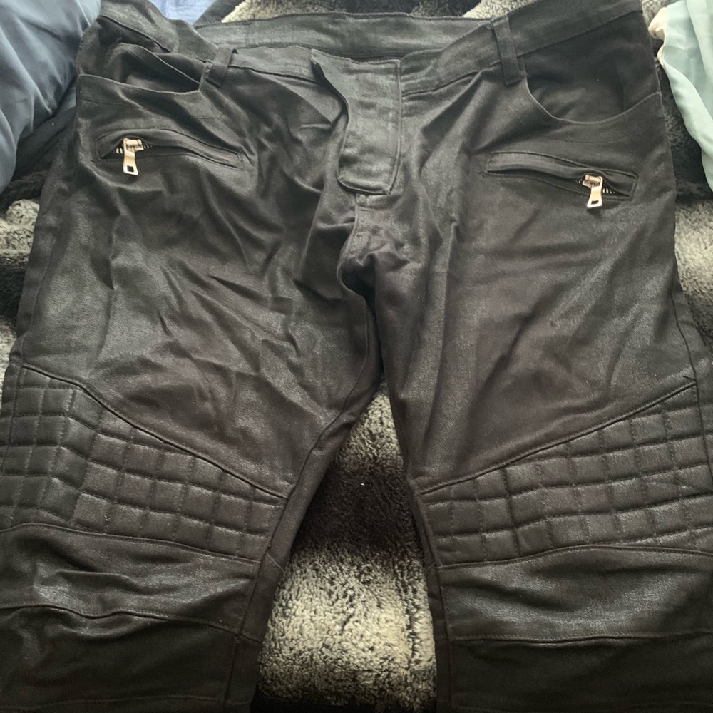 Black Balmain Jeans
